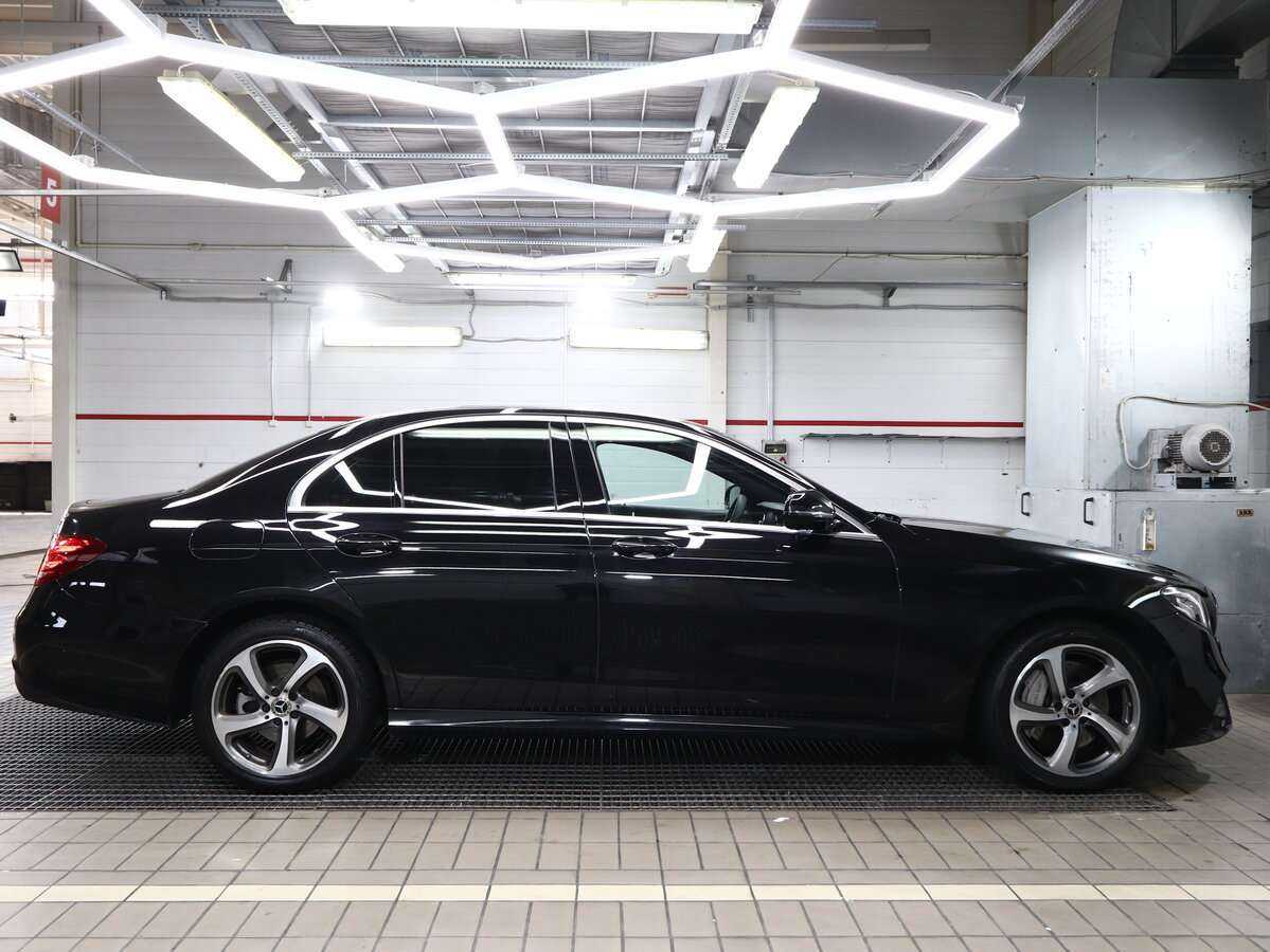 Mercedes-Benz E-Класс
